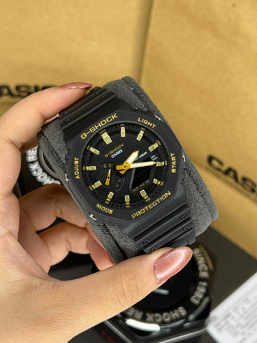 ساعت مچی اسپرت برند جیشاک مدل جی 2100