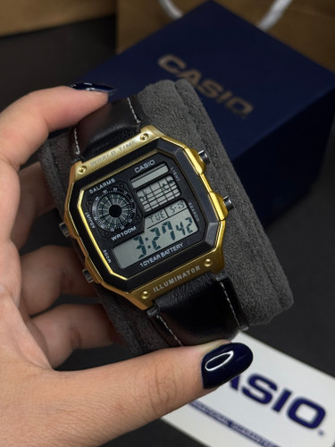 ساعت دیجیتالی کاسیو جهان نما چرمی