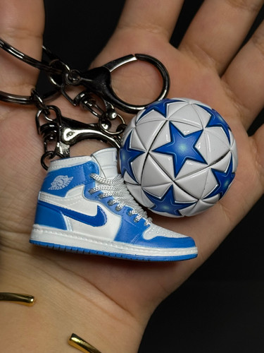 ست جاکلیدی و آویز جردن و توپ فوتبال اورجینال وارداتی